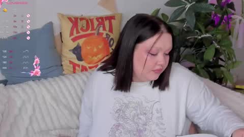 Lily online show from October 15, 6:27 am