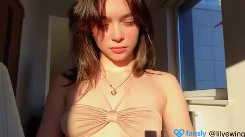 Lily   online show from February 20, 1:30 pm