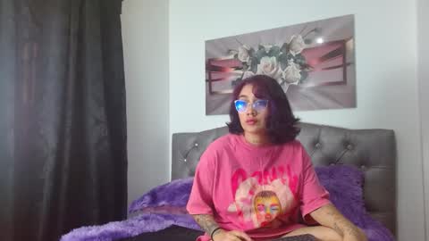 lilyfox23 online show from January 28, 12:32 pm