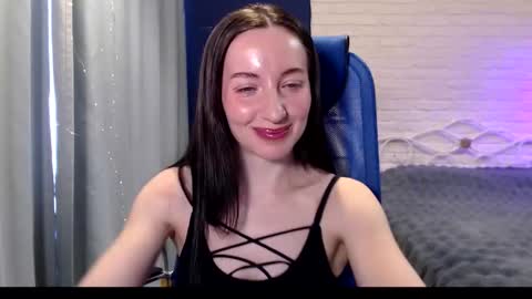 Lily online show from March 6, 8:42 am