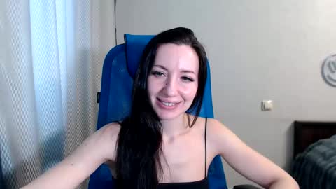 Lily online show from December 19, 8:24 am