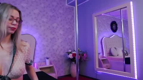      online show from January 19, 4:22 am