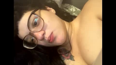 lilyswear online show from February 17, 5:47 am