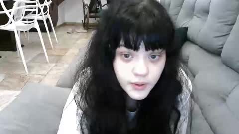 lilyswear online show from October 2, 4:50 am