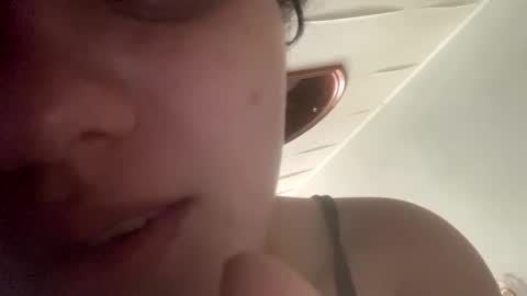 lilyswear online show from February 24, 9:52 am