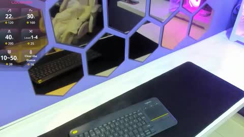 lilyth_7 online show from September 26, 3:37 am