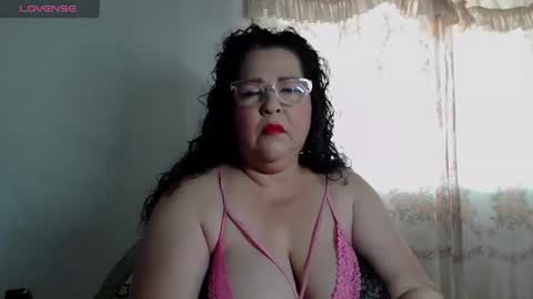 lilythsanchez online show from June 6, 4:02 pm