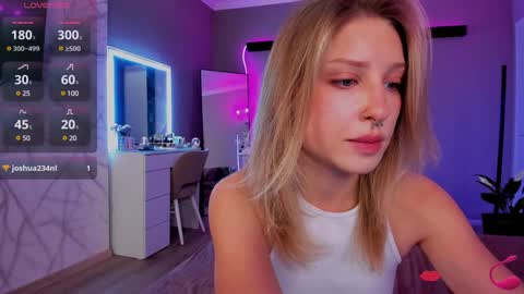 Lily online show from December 2, 6:08 pm