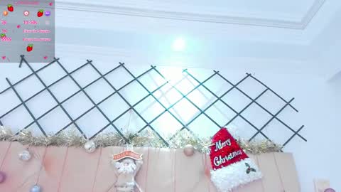 Lin  online show from December 24, 2:22 pm