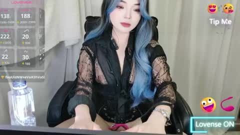 lina968560 online show from May 10, 1:35 pm