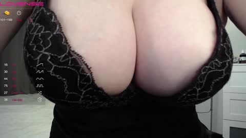 Snapshot of lina____ chatting on January 11, 11:23 am Lina online show from January 11, 11:23 am