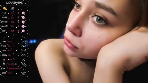 Scarlet online show from October 7, 8:02 pm