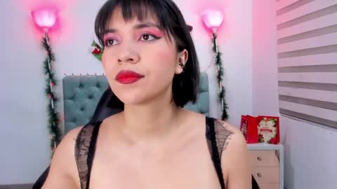  Lina Bedoya  online show from December 23, 11:36 am