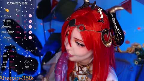 Snapshot of lina_diva chatting on December 3, 6:17 pm Hey im Lina Ur cosplay waifu online show from December 3, 6:17 pm