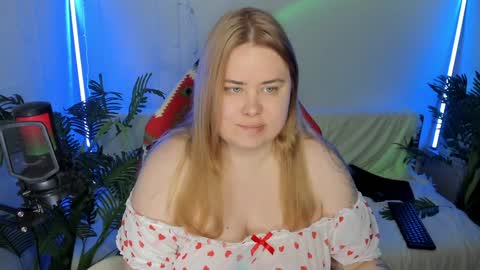 lina_linx online show from February 4, 7:33 pm