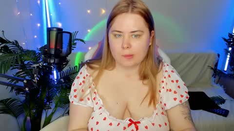 lina_linx online show from January 22, 5:16 am