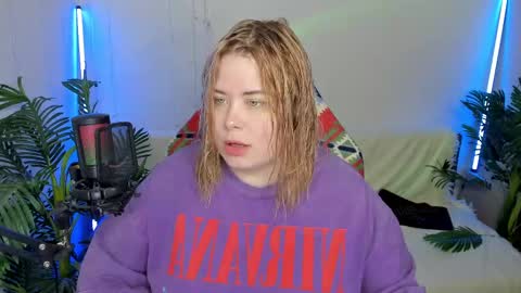 lina_linx online show from February 14, 8:21 am