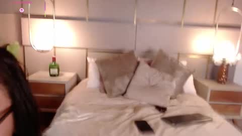 Snapshot of lina_montclair chatting on October 15, 6:54 pm Lina online show from October 15, 6:54 pm