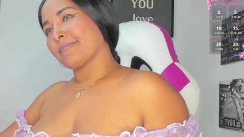 LINA SANCHEZ online show from January 16, 3:35 pm