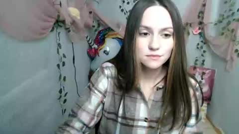 Lina online show from December 6, 8:37 am