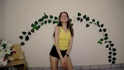 Lina online show from January 25, 6:45 am