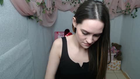 Lina online show from January 22, 6:42 am