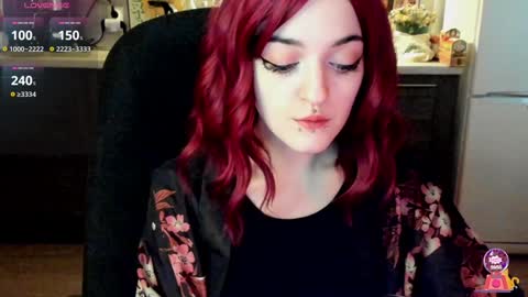 Snapshot of lina_tyaan chatting on January 27, 8:18 am Lina 3 1715622743 online show from January 27, 8:18 am