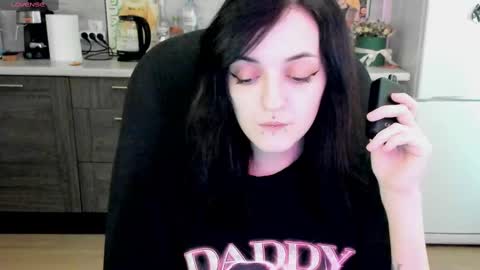 Snapshot of lina_tyaan chatting on March 11, 7:46 am Lina 3 1715622743 online show from March 11, 7:46 am