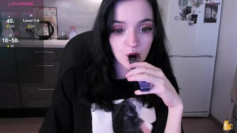 Lina 3  1715622743 online show from March 19, 8:07 am