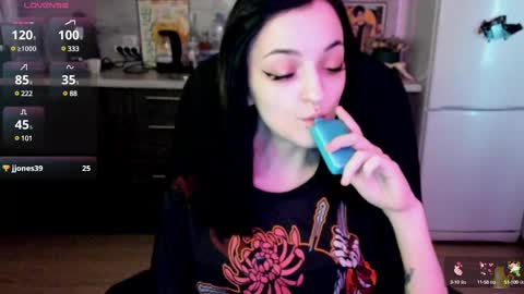 Snapshot of lina_tyaan chatting on February 28, 7:05 am Lina 3 1715622743 online show from February 28, 7:05 am