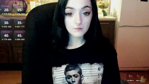 Snapshot of lina_tyaan chatting on December 29, 8:58 pm Lina 3 1715622743 online show from December 29, 8:58 pm
