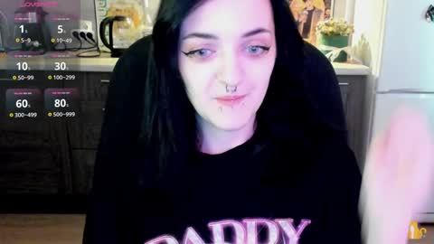 Snapshot of lina_tyaan chatting on March 10, 7:44 am Lina 3 1715622743 online show from March 10, 7:44 am