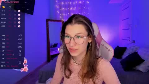 Lina online show from October 1, 8:30 am