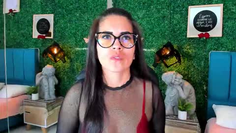 Snapshot of linagh chatting on October 29, 11:36 am Lina online show from October 29, 11:36 am