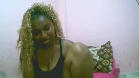 linah1123 online show from November 24, 10:28 am