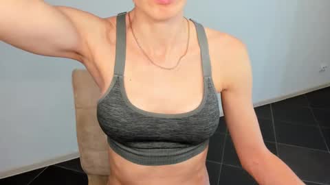 Snapshot of linalivee chatting on January 25, 9:25 pm LinaLivee online show from January 25, 9:25 pm