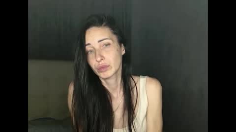 LinaLivee online show from October 18, 6:10 pm