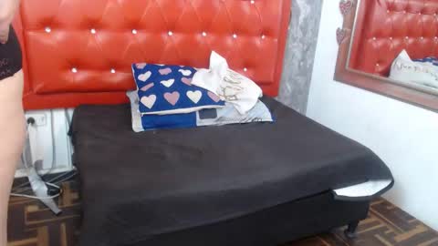 Linda online show from January 6, 5:49 pm