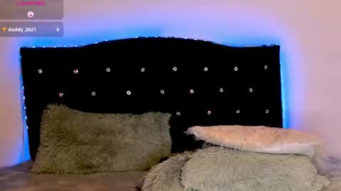 Alana online show from September 30, 11:20 pm