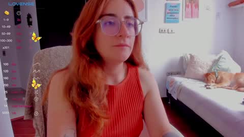 Snapshot of linda_giggle chatting on January 9, 2:18 pm Giggles online show from January 9, 2:18 pm