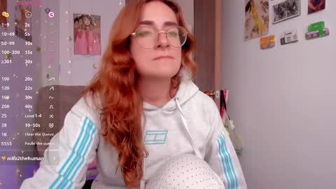 Giggles  online show from October 8, 4:11 pm