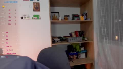 Snapshot of linda_giggle chatting on February 14, 1:13 am Giggles online show from February 14, 1:13 am