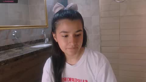 Linda  online show from February 13, 3:14 pm