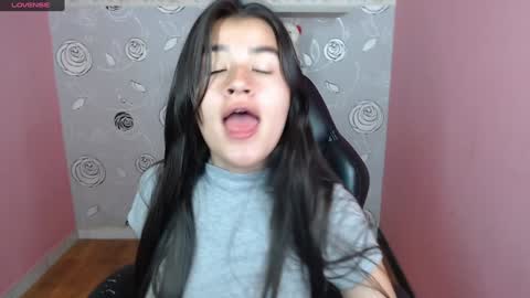 Linda  online show from December 20, 1:22 pm