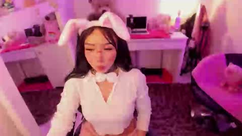 Snapshot of linda_milleer_ chatting on October 31, 6:15 am Lindaa maria  online show from October 31, 6:15 am