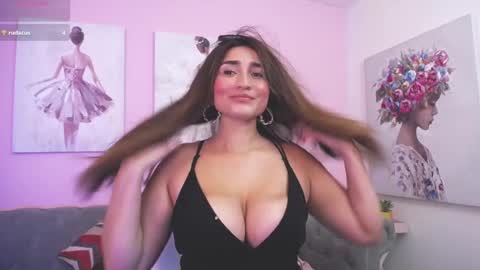 Snapshot of linda_morgan1 chatting on September 27, 12:34 pm Maria Paula online show from September 27, 12:34 pm