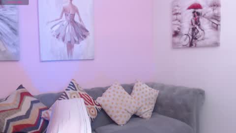 Snapshot of linda_morgan1 chatting on December 23, 12:19 pm Maria Paula online show from December 23, 12:19 pm