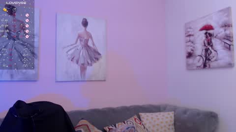 Snapshot of linda_morgan1 chatting on December 19, 12:01 pm Maria Paula online show from December 19, 12:01 pm