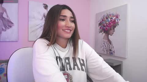 Snapshot of linda_morgan1 chatting on September 25, 12:15 pm Maria Paula online show from September 25, 12:15 pm