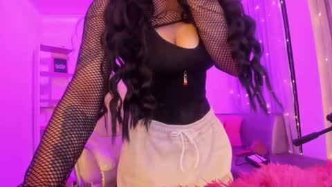 Snapshot of lindaa_miller chatting on February 23, 4:44 am linda miller online show from February 23, 4:44 am